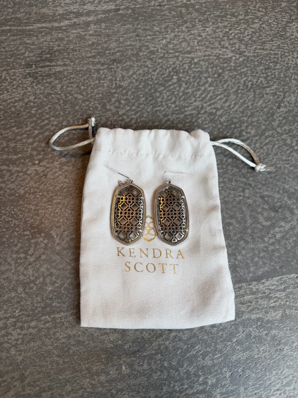Kendra Scott Elle Drop Earrings - Picture 2 of 6